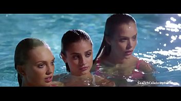 Romee Strijd Josephine Skriver Taylor Hill in The Victoria's Secret Swim Special 2015-2016