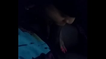 Ebony girl giving blowjob in the car