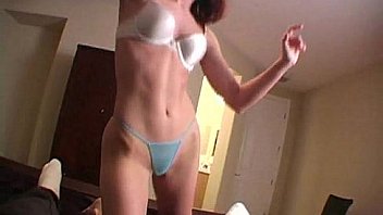 Sweet amateur getting her nice body to a orgasm