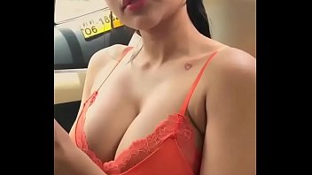 indian horny teen bhabhi on car in red bra