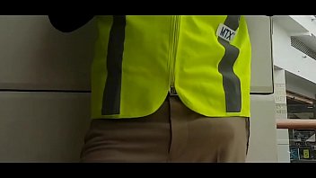 Bulto de guardia en publico - no es cruising bulge volume segurança