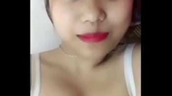 Vietnamese cute girl big boob  