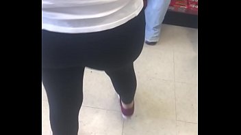 Candid booty - 02 Latina part 2