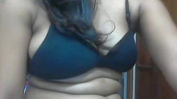 Real amateur indian from delhi babe masturbates her pussy to orgasm on webcam