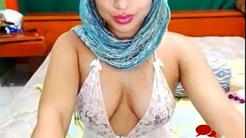 Hot Sexy Arabian Girl Seeks Arab Man To Pleasure Me! - Chattercams.net