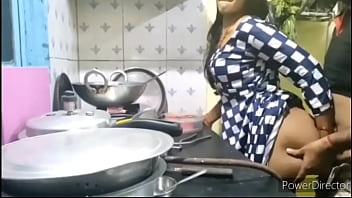 Neighbour married lady fucks in kitchen